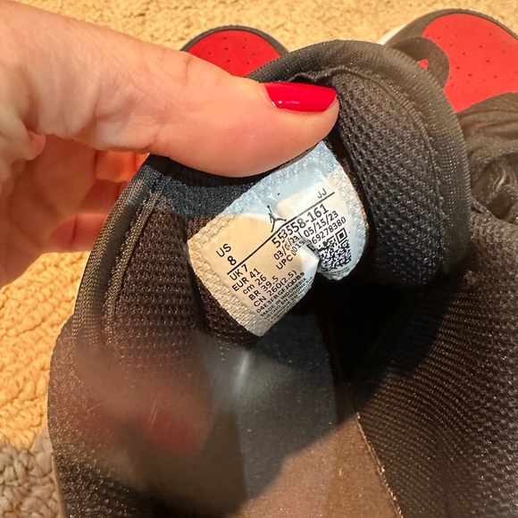 Men’s Nike Jordan 1 Low Bred Toe - Red, Black & White size 8 - Picture 12 of 13